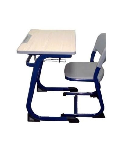 Single Desk & Chair (Injection molded)